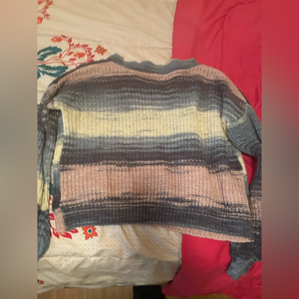 Sweater - Picture 3 of 3